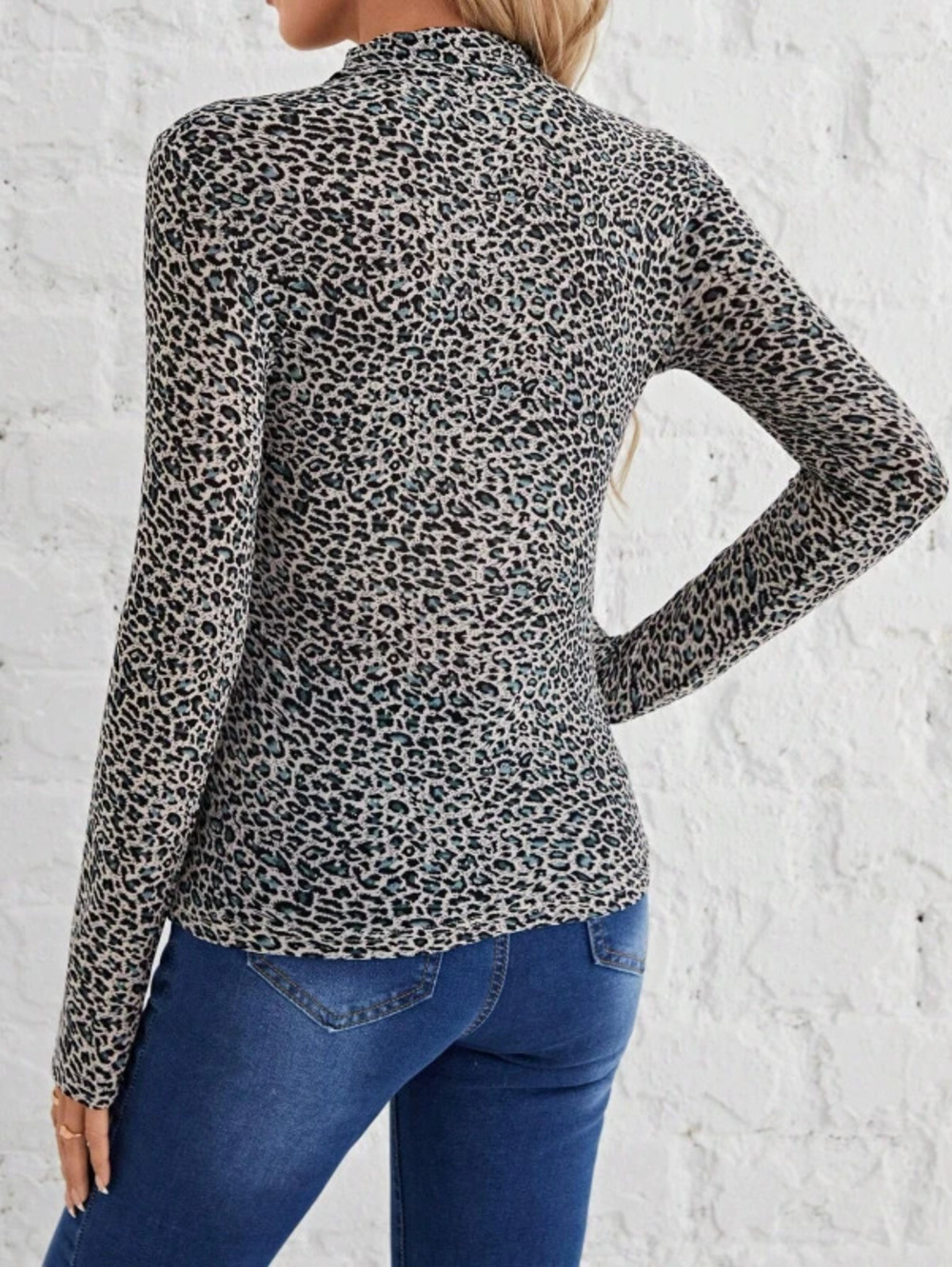ZARA Sexy Slim Fit Leopard Print Long Sleeve Top